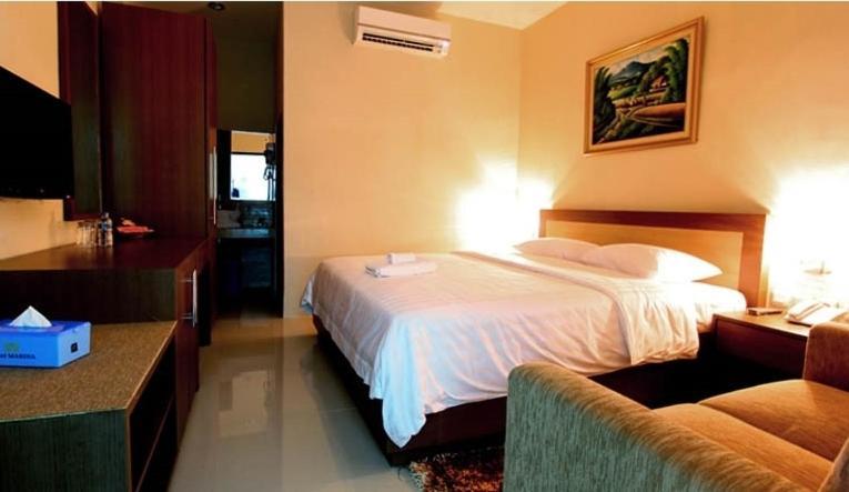 Hotel Marina Ambon Chambre photo